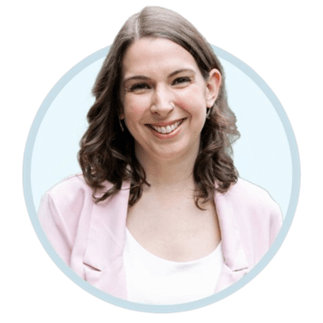 Caitlin McBride headshot